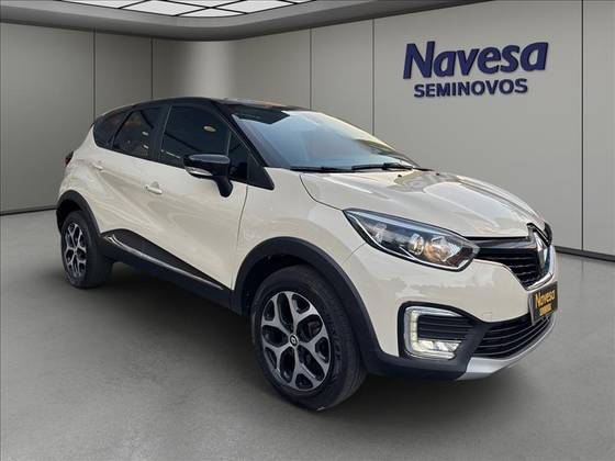 RENAULT CAPTUR 1.6 16V SCE FLEX INTENSE X-TRONIC RENAULT CAPTUR 1.6 16V SCE FLEX INTENSE X-TRONIC